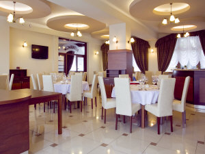 hotelové izby apartmány ubytovanie hory Sudety odpočívajú v Poľsku